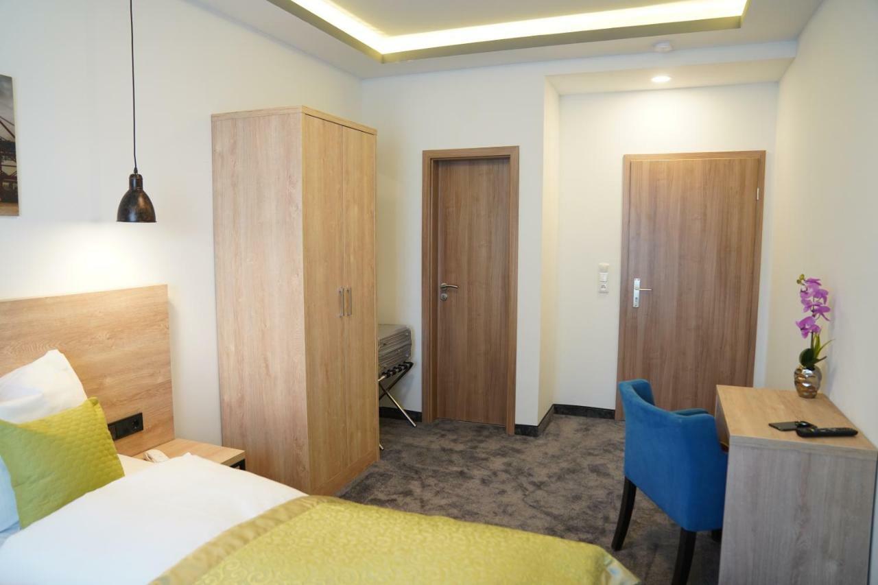 Hotel Dias بينهبرغ المظهر الخارجي الصورة
